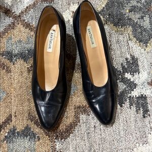 Ann Taylor Classic Black Leather Pumps